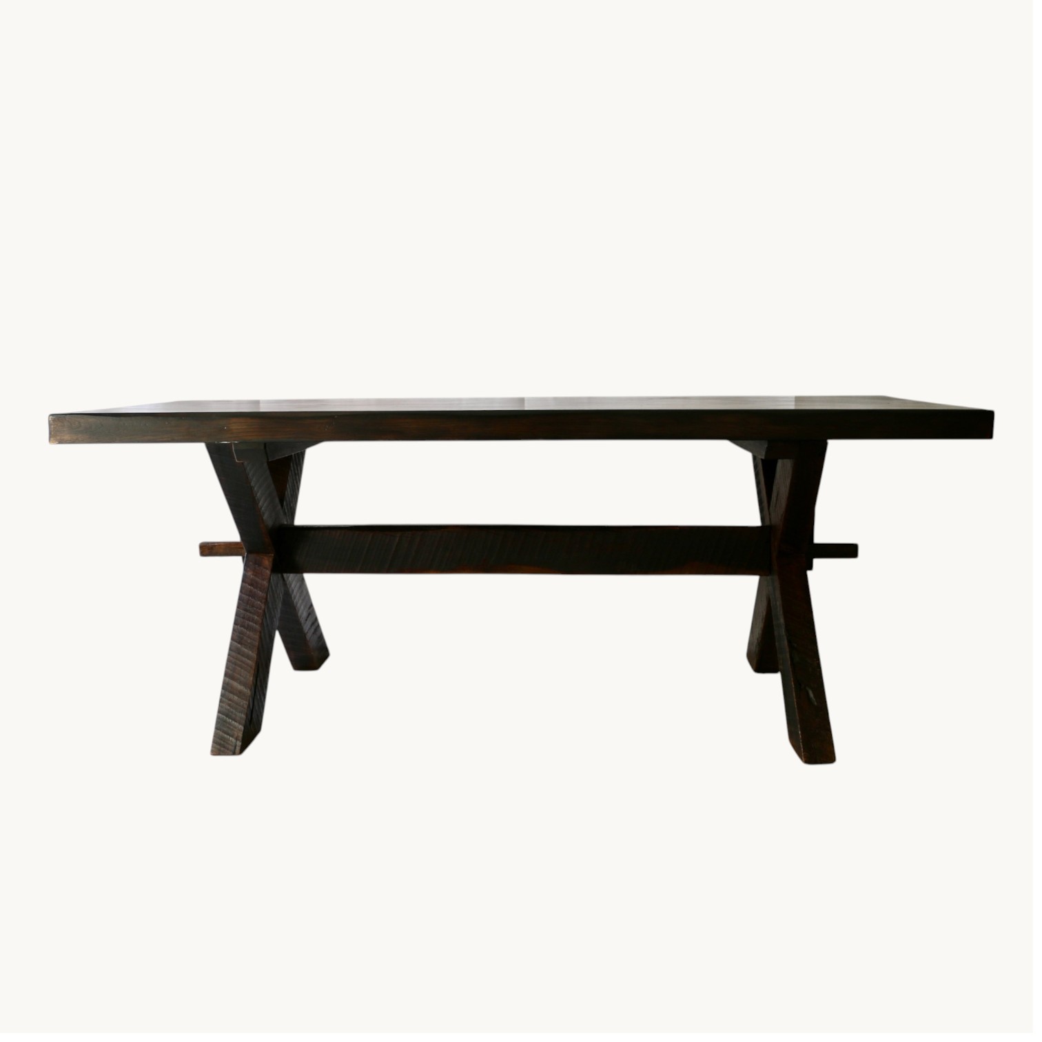 Une table de salle à manger, France années 60. image 1